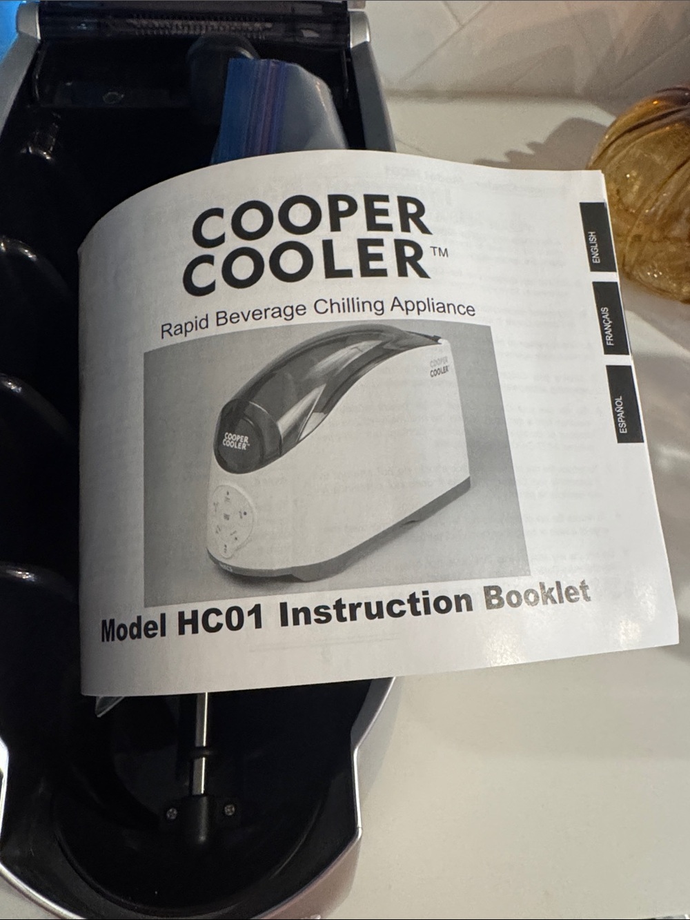 HC01 Rapid Beverage Chiller — White and Black